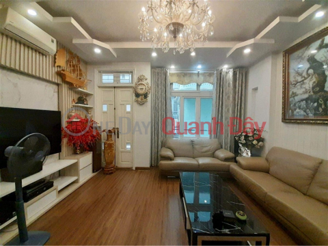 Hoang Cau Townhouse for Sale, Dong Da District. Book 48m Actual 55m Built 5 Floors 5m Frontage Slightly 11 Billion. Commitment to Real Photos _0