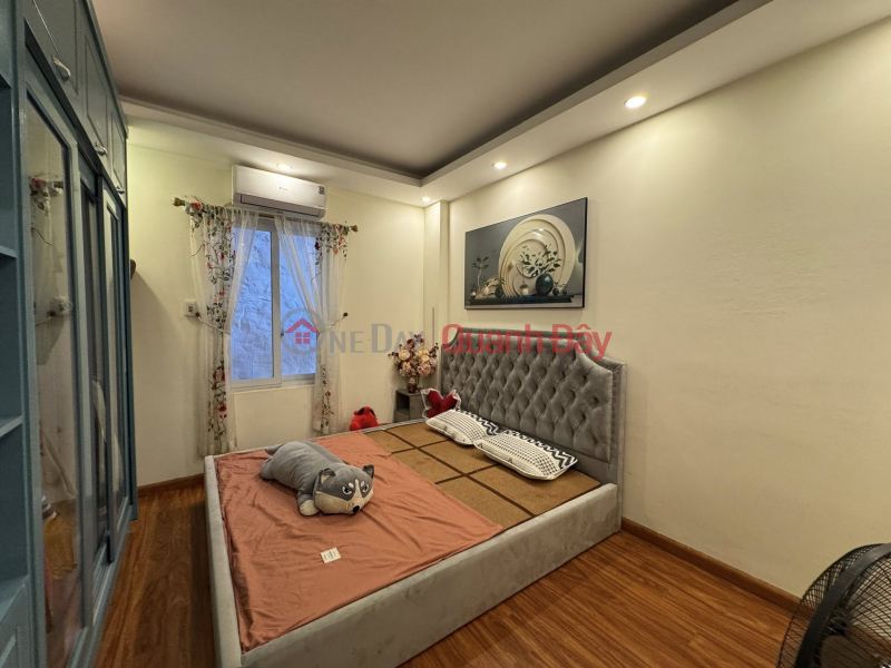 (Chính chủ) bán căn nhà phố Hoa Lư đã xây 4 tầng, 30m2, mặt tiền 4.2m, lô góc, chỉ 10.4 tỉ | Việt Nam | Bán | đ 10,4 tỷ