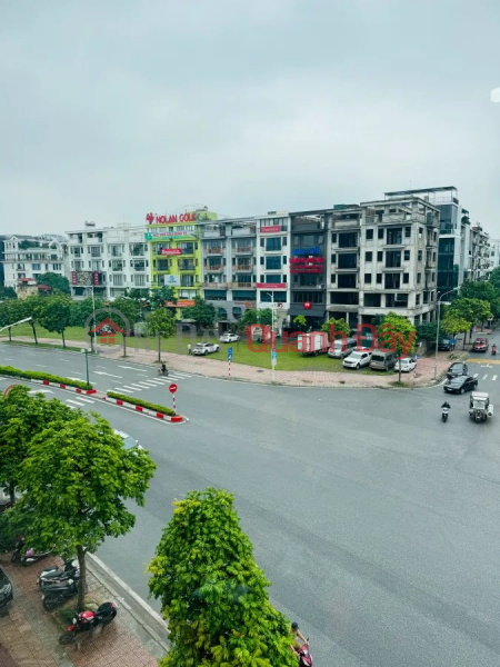 đ 44 tỷ | Bán nhà Mặt Tiền Hồng Tiến 85m2,7 tầng, mặt tiền 5.2m, 44 tỷ Long Biên.