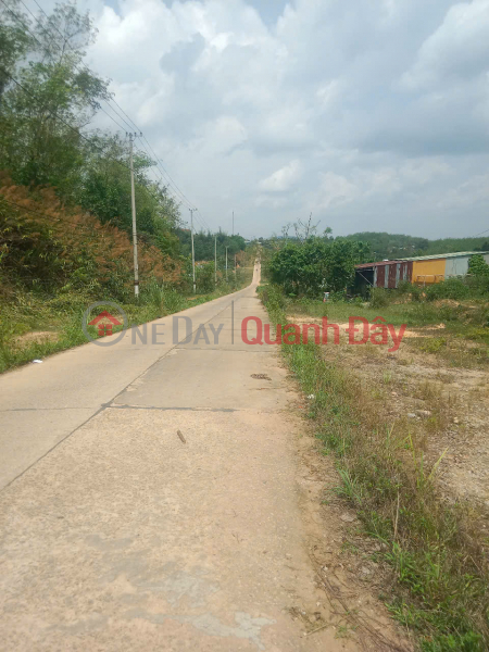 Selling 1034m2 of Road Frontage Land in Plei Kan Town, Ngoc Hoi District, Kon Tum Province Vietnam | Sales | đ 1.2 Billion