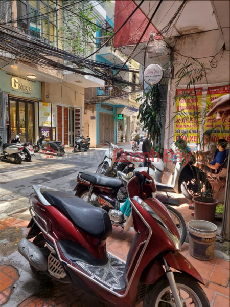 BUSINESS LANE PHUNG KHOANG STREET 47m 5T MT4m more than 5 BILLION Sales Listings