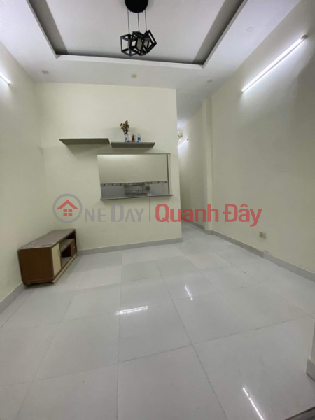 Bán nhà HXH, Ngay Vinhomes, Phường Long Thạnh Mỹ, Thủ Đức (Quận 9)
DT 60m2 (4 x 15),Gía Chỉ 3.3 tỷ TL. Niêm yết bán