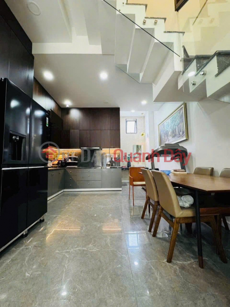 Please Select, Residential, Sales Listings đ 8.3 Billion