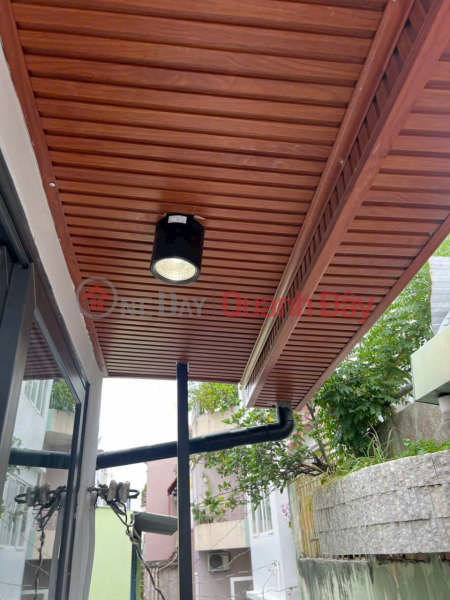 đ 1,98 tỷ, Nhà Nở hậu 3 tầng Đường 3m 8.5m2 – CMT8 Quận 3