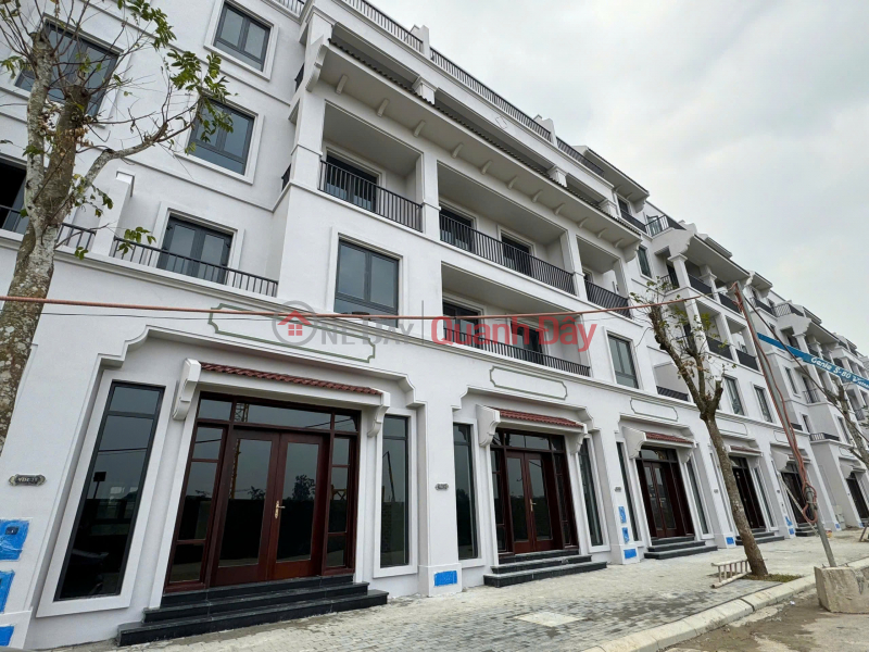 For Sale: 97.5m2 townhouse with a rare 6.5m frontage in Vinhomes Co Loa, priced at 32.x billion VND., Vietnam, Sales | đ 32 Billion