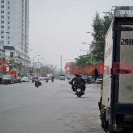 Gia Lam resettlement, near the lake, main road. 35m2 investment price. Contact 0989894845 _0