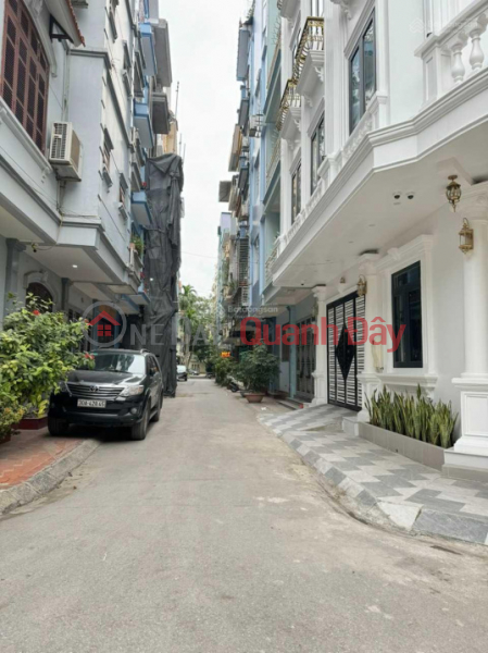 PL Hoang Quoc Viet house for sale 195m2 x 7m2 area for about 26 billion - OTO-VP Sales Listings