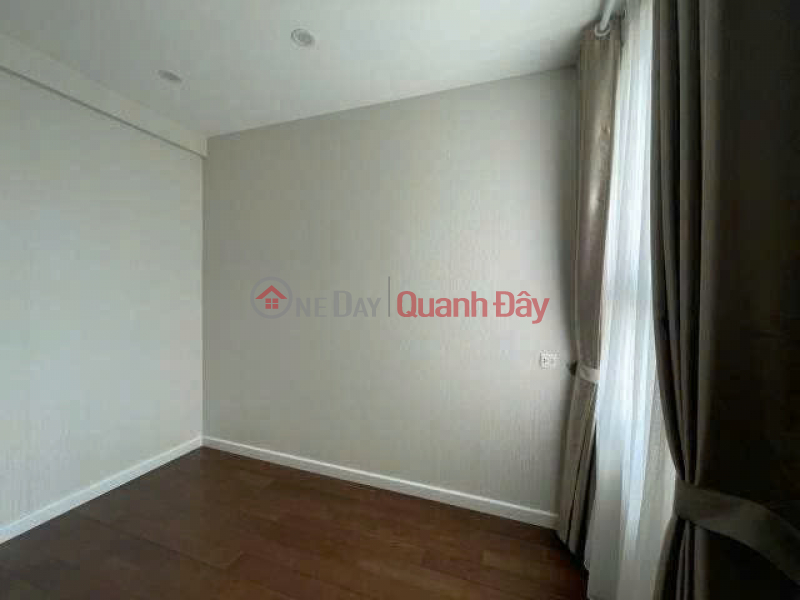 Làm ơn chọn, Nhà ở, Niêm yết bán đ 9 tỷ
