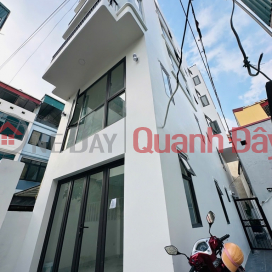 *** (SÀI ĐỒNG) NHÀ MỚI XÂY 6 TẦNG- THANG MÁY - NGÕ THÔNG- CỰC THOÁNG-Ở SƯỚNG. 
Diện tích 40m chỉ 8₫. _0