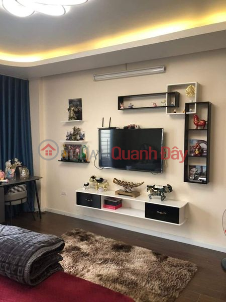 BÁN GẤP NHÀ ĐẸP CẦU GIẤY, DÂN XÂY, 2 THOÁNG, NỞ HẬU, FULL NỘI THẤT,45M2 CHỈ NHỈNH 5TỶ Việt Nam | Bán, đ 5,5 tỷ