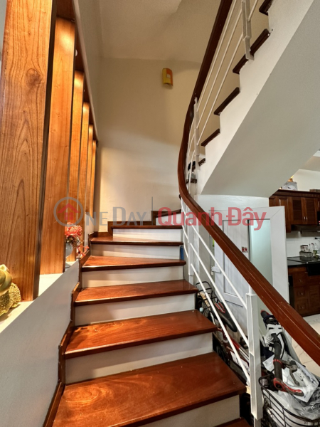 đ 9,35 tỷ | KHU VỰC HIẾM NHÀ BÁN - VỊ TRÍ TRUNG TÂM - NHÀ THIẾT KẾ ĐẸP - NGÕ RỘNG THOÁNG SÁNG - KHU VĂN MINH DÂN TRÍ CAO