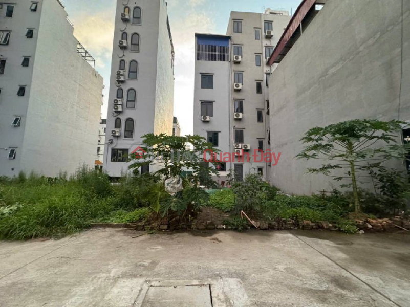 Đất TDC Ngọc Thuỵ 42m x 4m2 hình siêu đẹp. 2 mặt đều oto. Niêm yết bán