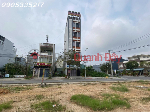 The owner needs to sell a plot of land right at the intersection of Dien Hong - Le Quang Chi, beautiful location _0