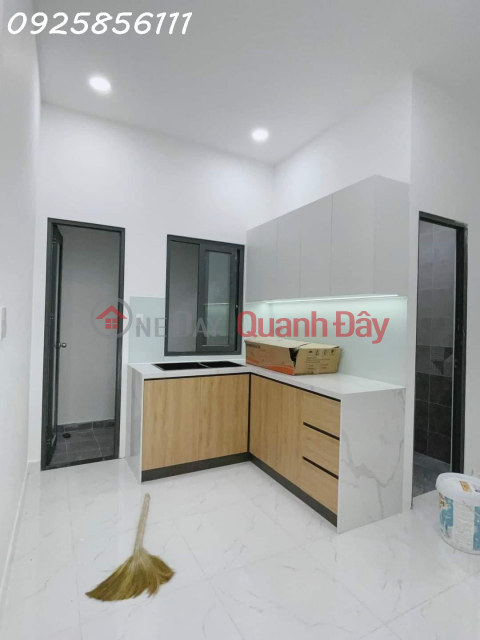 Bán nhà mặt tiền đường số ngay đối diện cổng Vạn Phúc nhà mới 70m 2pn HXT _0