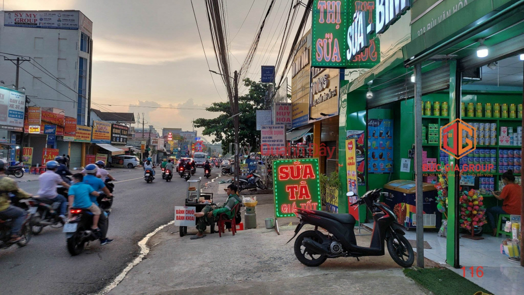 Bán nhà Mặt Tiền Bùi Văn Hoà, ngay đối diện cổng KCN 2 giá siêu tốt, Việt Nam | Bán đ 17,5 tỷ