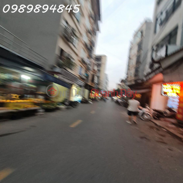 66m2 of land on Trau Quy street, Gia Lam, Hanoi. Small car. Just over 5 billion. Contact 0989894845. Sales Listings