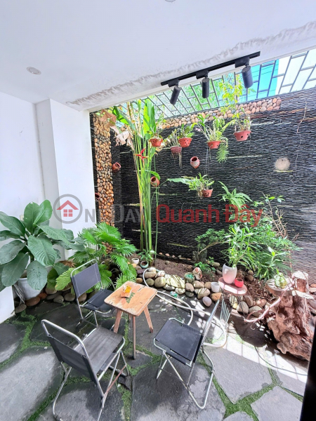 đ 7.95 Billion | ONLY 7.95 BILLION - OWN A BEAUTIFUL NEW 3-STOREY HOUSE, 7.5M ROAD NEAR HOA XUAN BRIDGE