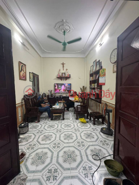 Property Search Vietnam | OneDay | Nhà ở, Niêm yết bán, Bán nhà Hào Nam, Đống Đa, ngõ nông 58m2, 5 tầng, Mt 1.5m, chỉ 15.8 tỷ
