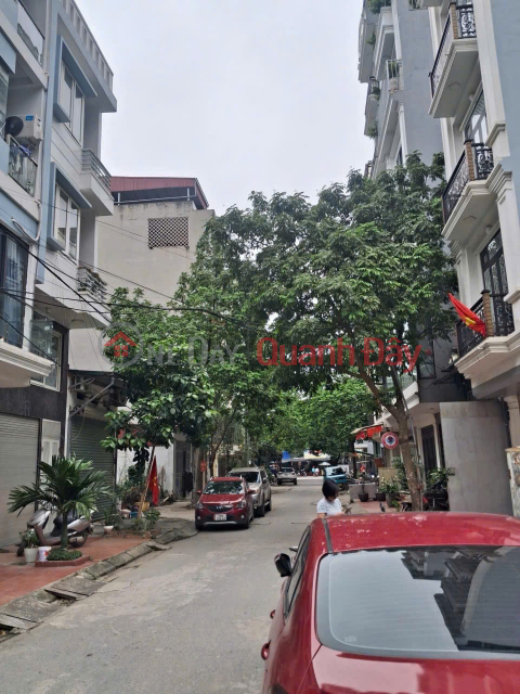 Along Bun Street, Van Khe - Rarely good price in the area - Car access right to the property - High potential for price appreciation _0