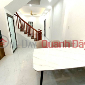 Selling 3-storey flat house in Hoang Mai district _0