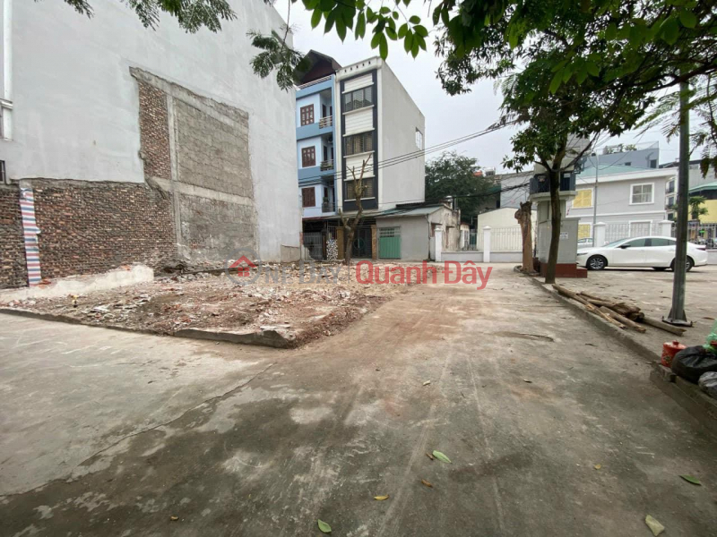 - OWNER FOR SALE OF 2 LOT OF LAND OF PHUC LOI LONG BIEN FOR COMFORTABLE CAR ACCESS - Area: 30m2. A little 3 billion MT=3.83m. | Vietnam Sales, đ 3.75 Billion