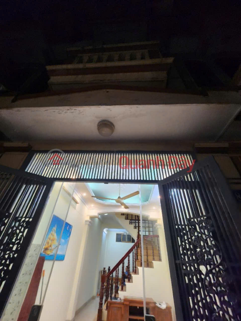 BEAUTIFUL 5-STOREY HOUSE IN BUI X.TRACH; AREA 33m2; PRICE ABOVE 5 BILLION _0