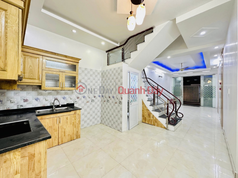 Property Search Vietnam | OneDay | Residential, Sales Listings | House for sale in lane 72 Lach Tray, very large private gate, 60m 3 floors PRICE 2.5 billion near the alley front