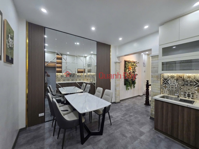 đ 11,5 tỷ, CẦU GIẤY 43M-11,5 TỶ NHÀ ĐẸP GẦN PHỐ,LÔ GÓC,DÂN XÂY,NGÕ BA GÁC,NỞ HẬU