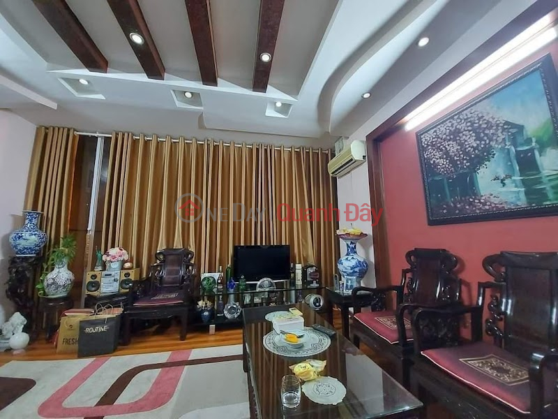 House for sale on Tay Son alley, Dong Da, 35m, 6 floors, corner lot, car business, slightly 7 billion, contact 0817606560 Sales Listings