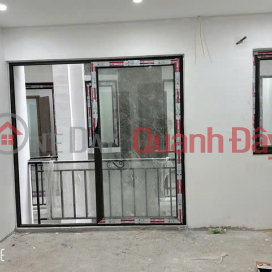 BÁN NHÀ PHỐ NGỌC THỤY,30M2 5 TẦNG, MẶT TIỀN 4M,5.7 TỶ.LONG BIÊN. _0