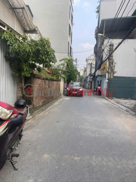 LAND FOR SALE IN LAC LONG QUAN, NEW WIDE STREET, CARS CAN STOP AND PARKING, FRONTAGE 9.5M, CARS, 203M, ONLY 95 BILLION Sales Listings