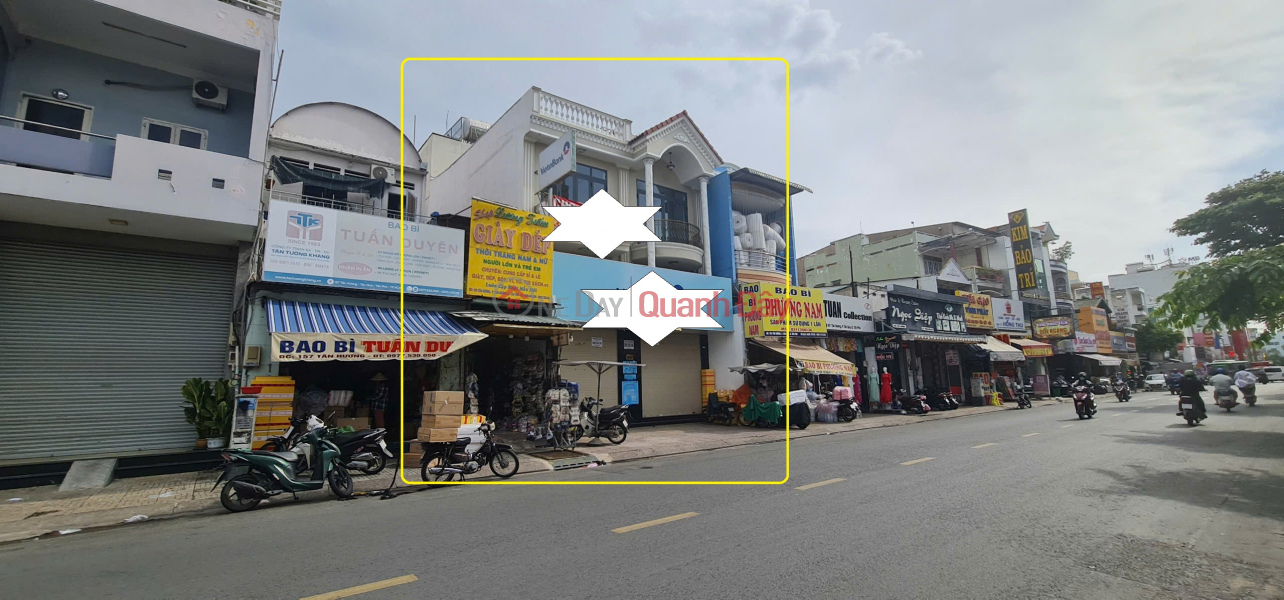 Cho thuê nhà Mặt tiền NGAY CHỢ Tân Hương 144m², 2 Lầu- NGANG 8M Việt Nam Cho thuê, đ 79 triệu/ tháng