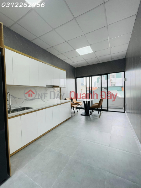 đ 6.7 Billion | Selling Quan Nhan Townhouse, New 5 Floors, Car, Area 40m2, Cheap Price No Second Apartment, About 6 Billion.