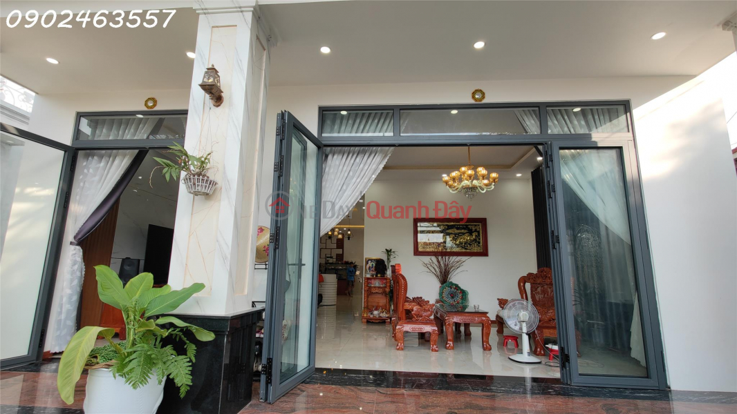 đ 8.4 Billion, Beautiful, big house, near market, near school with furnished furniture in Tay Ninh