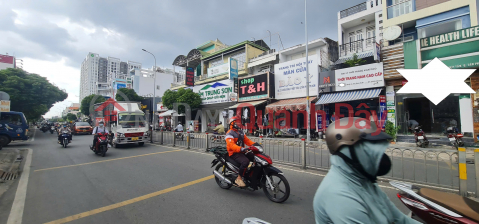 House for rent on Hoa Binh street frontage, 72m², 3 floors - NEAR MARKET-SUPERMARKET _0