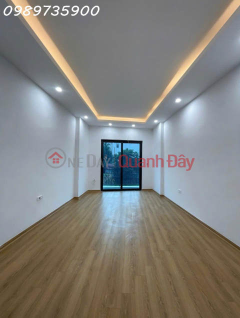 Brand new 5-story house in Lien Mac, Bac Tu Liem, with a land area of 30m2 and a 3.2m frontage. Parking available right in front. _0