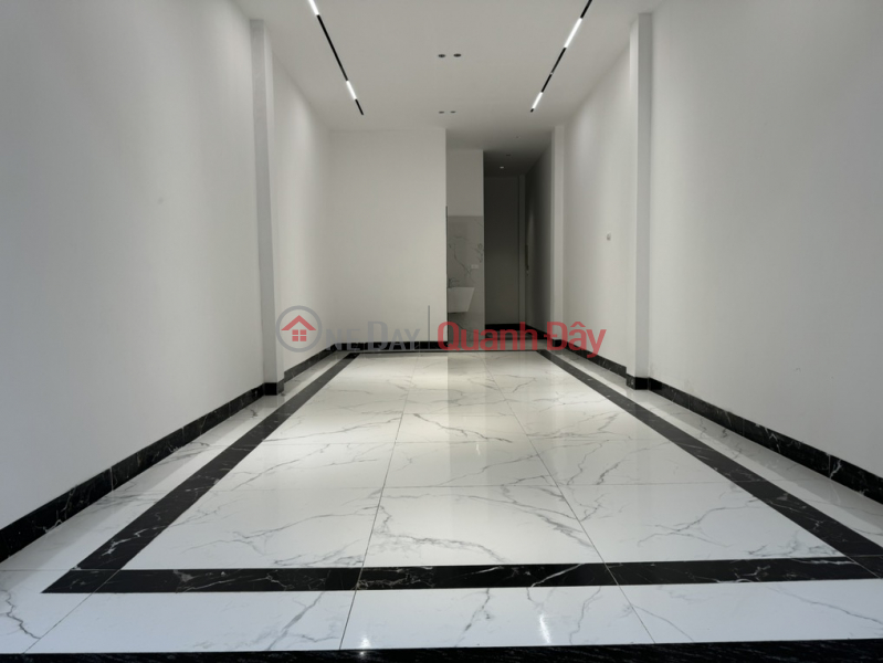 Kim Giang, Long Hổ nhập Địa, ô tô vào nhà 6 tầng thang máy, tụ lộc kinh doanh Việt Nam Bán | đ 11,68 tỷ