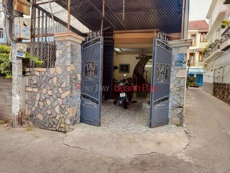 đ 5.25 Billion, OWNER NEEDS TO SELL HOUSE WITH 2 FRONTS ON CAR ALLEY - CENTER OF NHA TRANG CITY IN Phuoc Hai, Nha Trang, Khanh Hoa
