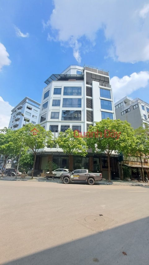 Nhà Phạm Văn Đồng; 110m. Mt 7m. 6 tầng. KD văn phòng, spa, phòng khám, nhà hàng. 21,2 tỷ. _0