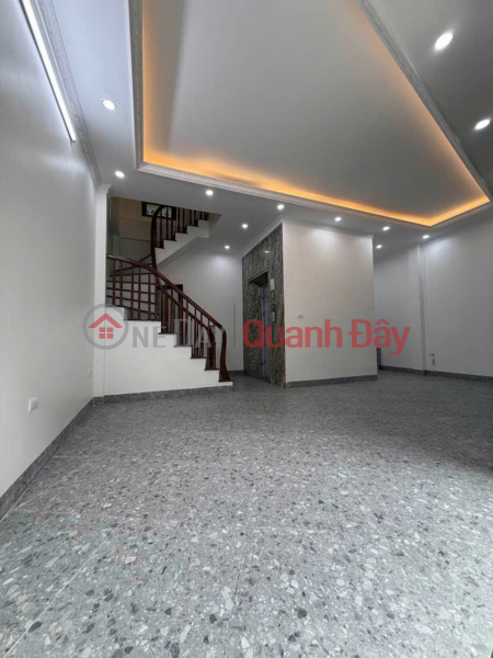 Bán Nhà Phố Hoàng Mai - Nhà Mới Thang Máy - Ô Tô Vào Nhà - Kinh Doanh Đỉnh - Gần Hồ Đền Lừ, Việt Nam | Bán đ 17,5 tỷ
