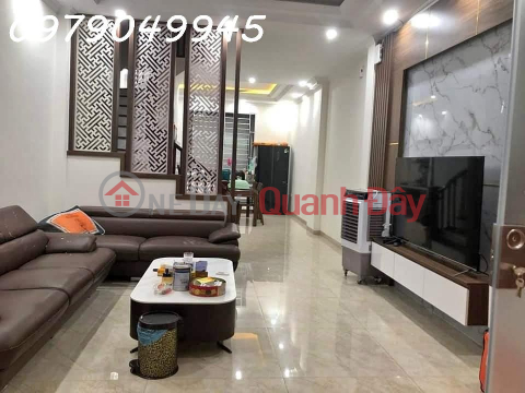 DUC DIEN HOUSE FOR SALE 35M2X5 FLOORS, MT=4M, NEAR CAR, FREE FURNITURE, 5.3 BILLION _0