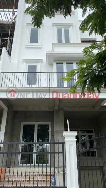 OWNER NEEDS TO SELL QUICKLY Beautiful Villa Location In District 2, HCMC Vietnam Sales ₫ 30.5 Billion