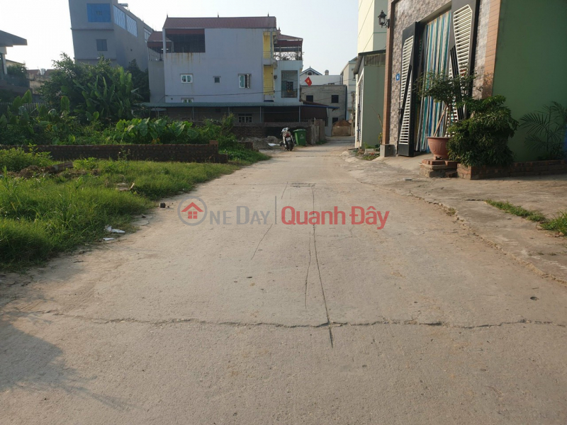 Open for sale 87m2 of business land in Xuan Bach, Quang Tien, Soc Son Giap next to the motel Price 2x million\\/m2 x elementary school Contact me Sales Listings