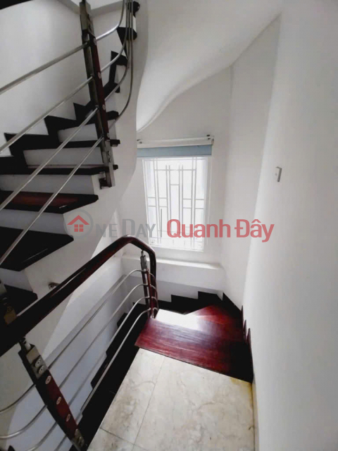 HOANG HOA THAM 30M x5 FLOORS - 7.9 BILLION BEAUTIFUL HOUSE, 30M TO THE STREET, CORNER LOT, THREE-WHEELERS CAN PARKING AT THE DOOR _0