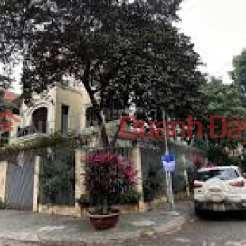 Chính chủ bán nhà phân lô liền kề Hoàng Quốc Việt 122m căn góc giá 51,9tỷ _0