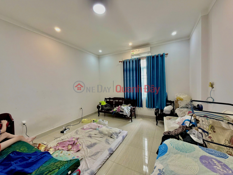  Please Select Residential, Sales Listings đ 5.5 Billion