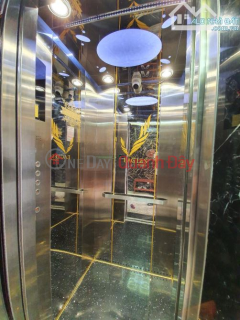 Alleyway off Le Thi Rieng Street, District 1 - 6.1*14 meters - 4 floors - 23 billion VND (urgent sale) _0