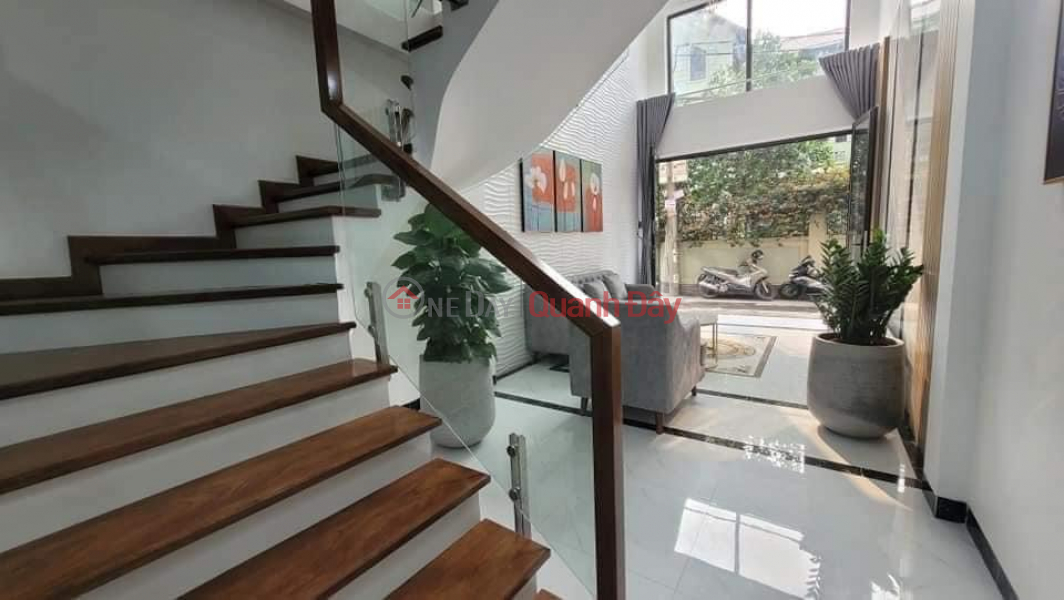 Selling a beautiful new house in Thach Ban, Long Bien District, 7-seat car, 50mx6 floors Sales Listings