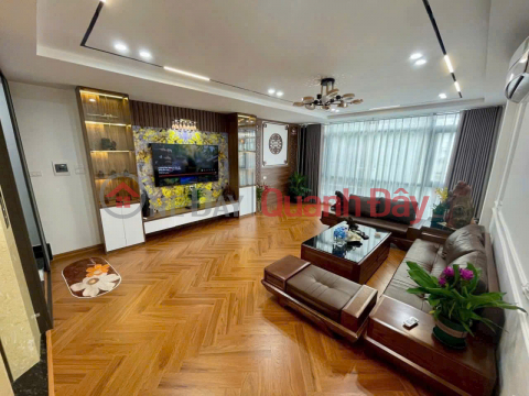 BÁN NHÀ 6 TẦNG THANG MÁY - NGỌC LÂM - OTO ĐỖ CỬA _0