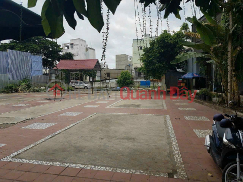 Land for sale in front of a large street in Tan Phu district, more than 1200m2, suitable for karaoke, restaurants, hotels _0